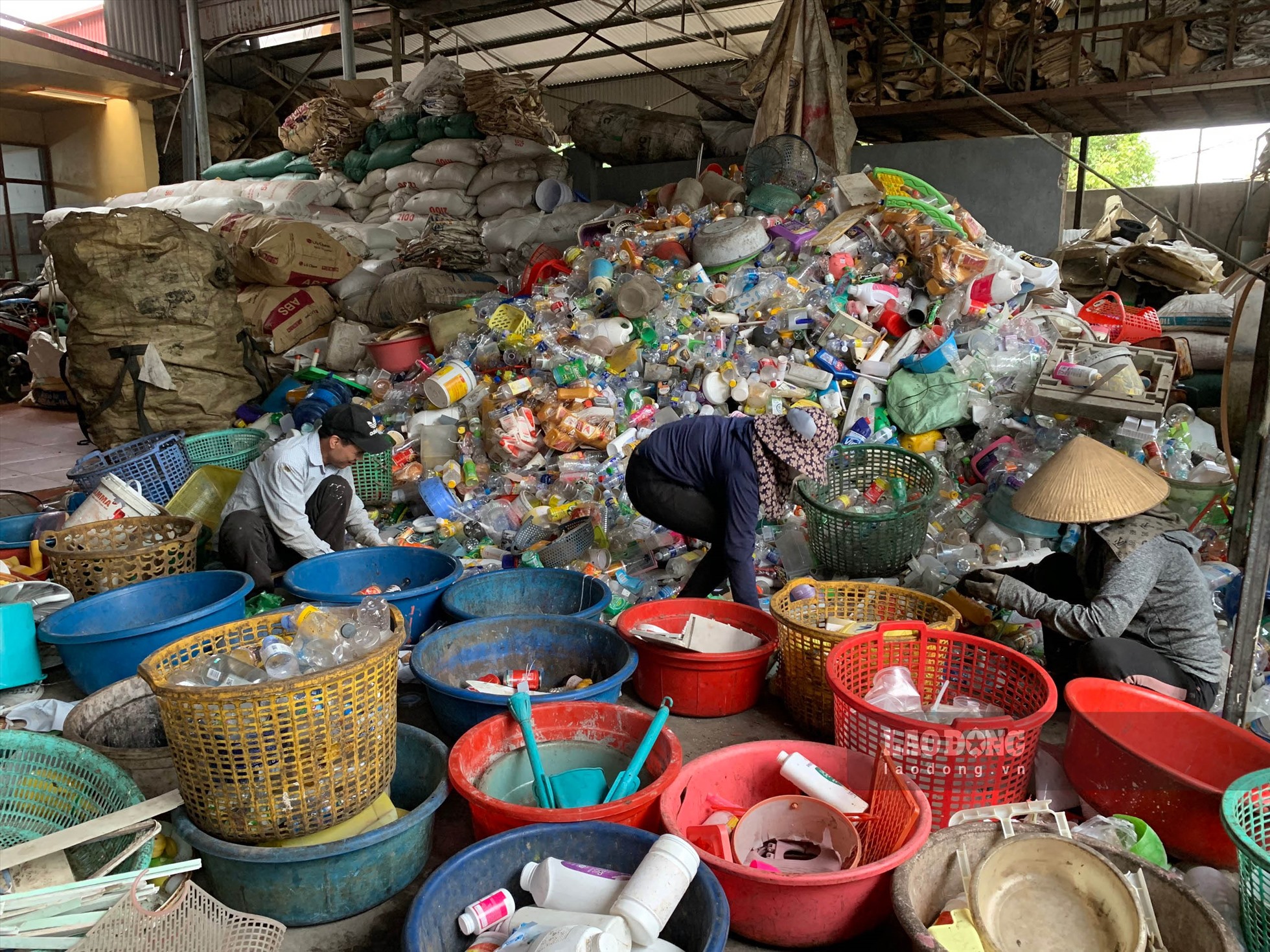 Địa chỉ thu mua phế liệu Miền Tây uy tín